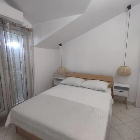 Dalmatina Apartment *