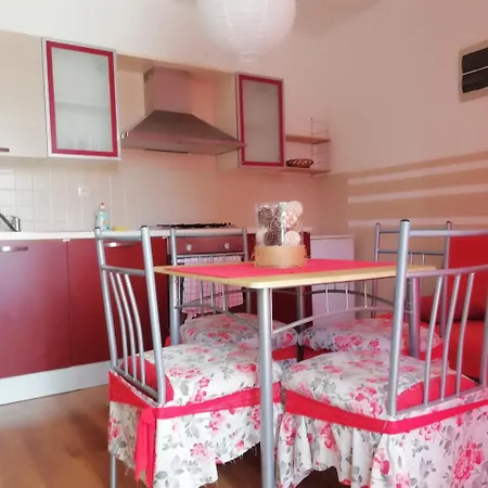 Dalmatina Apartment *