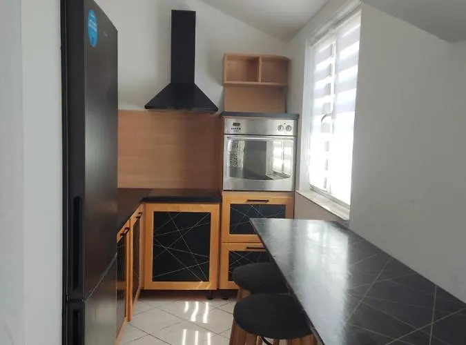Dalmatina Apartman *