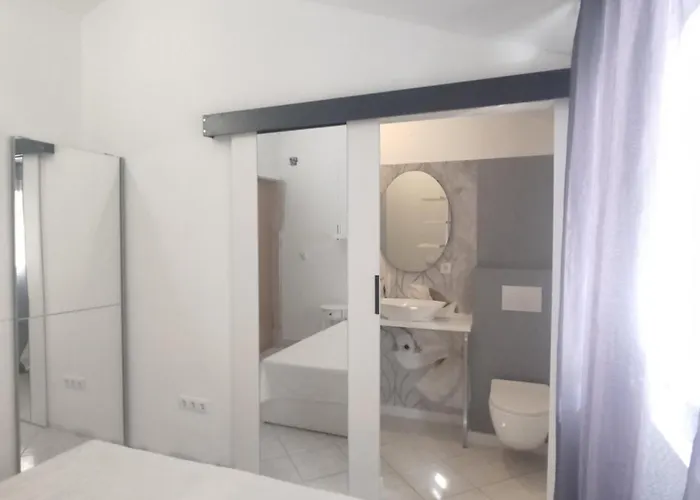 Dalmatina アパート ヴォディツェ