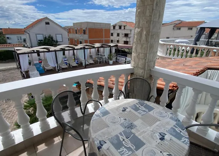 Dalmatina Apartman Vodice