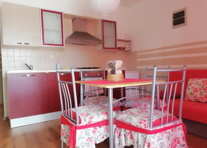 Dalmatina Apartman *