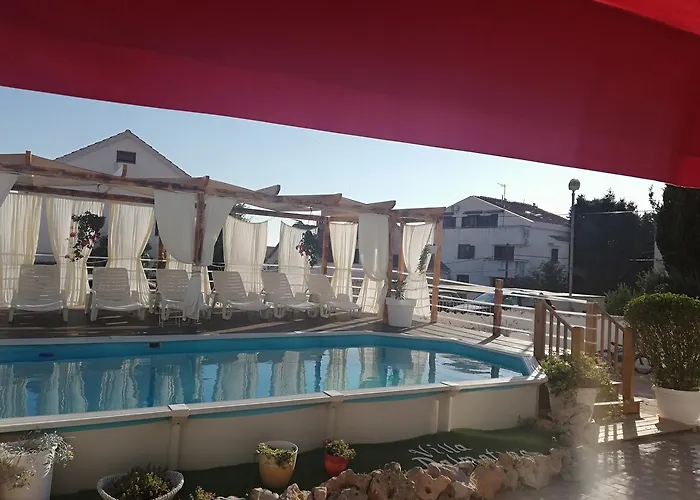 Dalmatina Apartman *